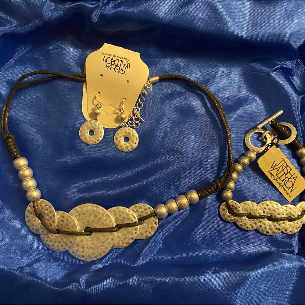 Necklace, bracelet and earring set.